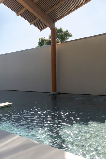 Baan Tectonix House
